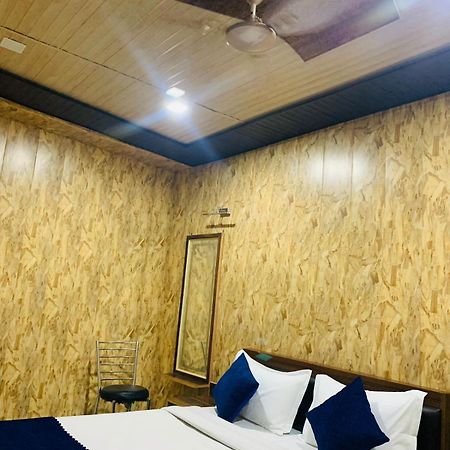 The For U - A Luxury Stay Rishīkesh Buitenkant foto